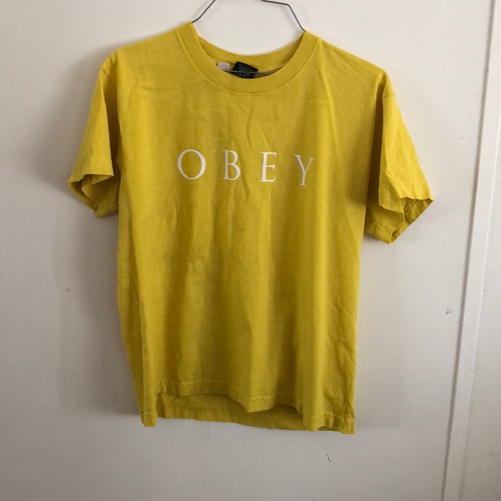 Yellow T-shirt